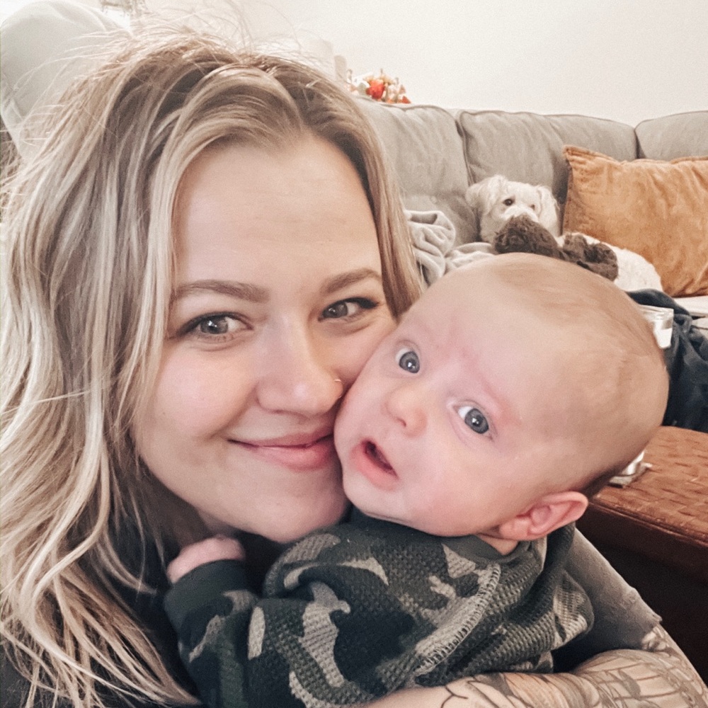 Meet your Posher, Jennifer